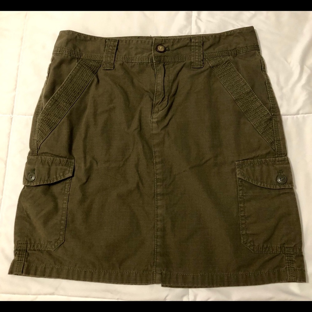 Eddie Bauer cargo skirt ripstop material, sz 2